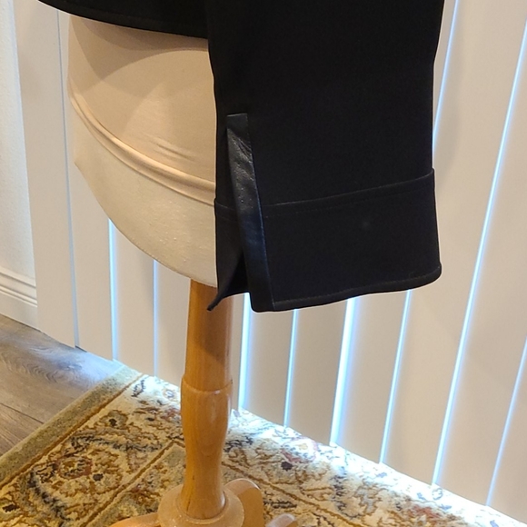 Vintage Albert Nipon two piece suit - Picture 3 of 9